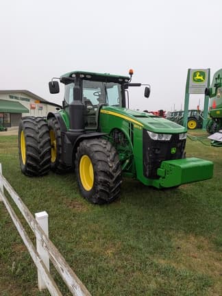 Image of John Deere 8370R Primary image