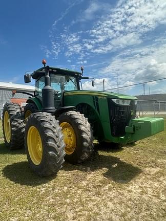 Image of John Deere 8370R equipment image 3