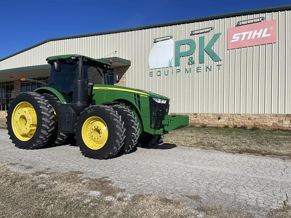 Image of John Deere 8370R equipment image 3