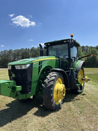 2014 John Deere 8370R Equipment Image0