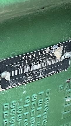 Image of John Deere 8370R equipment image 2