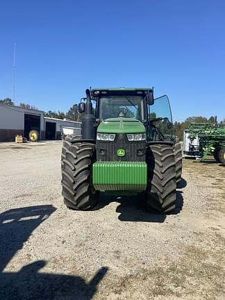 Image of John Deere 8370R equipment image 2