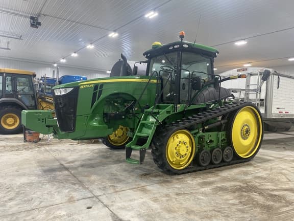 Image of John Deere 8370RT equipment image 2