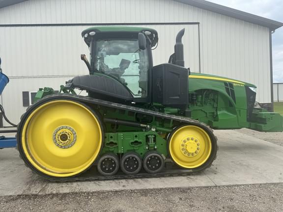 Image of John Deere 8370RT equipment image 1
