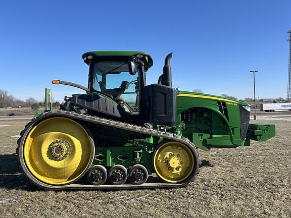 Image of John Deere 8370RT equipment image 4