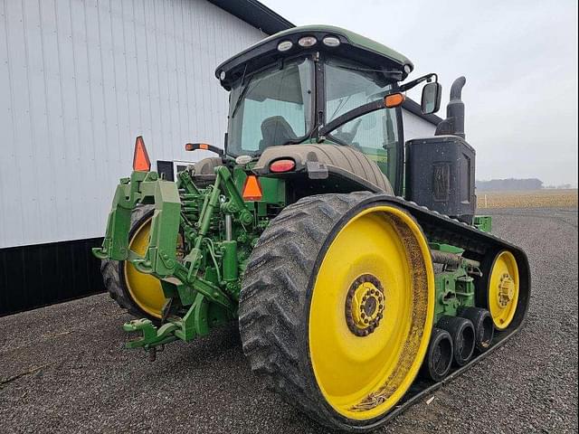 Image of John Deere 8370RT equipment image 2