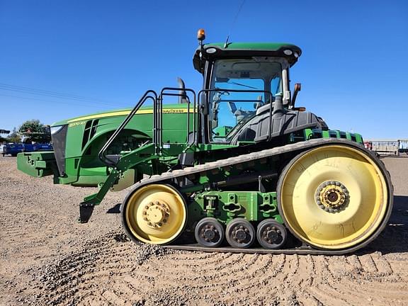 Image of John Deere 8370RT equipment image 1