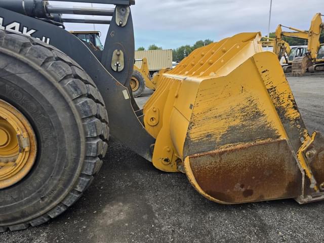 Image of John Deere 844K-II equipment image 4