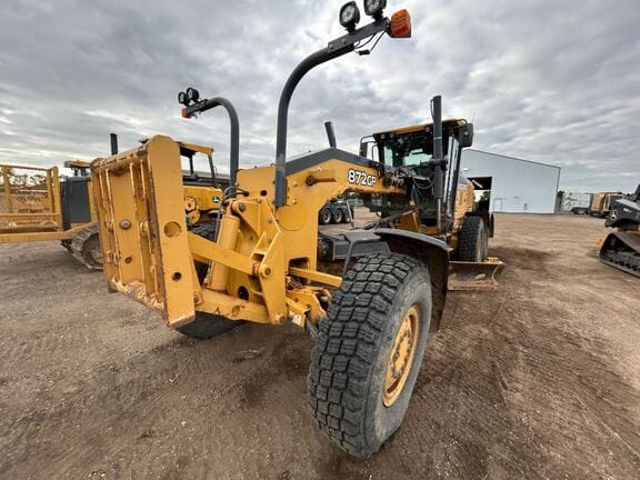 2014 John Deere 872G Equipment Image0