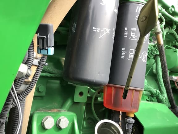 Image of John Deere 9410R equipment image 3