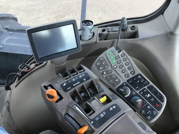 Image of John Deere 9410R equipment image 4