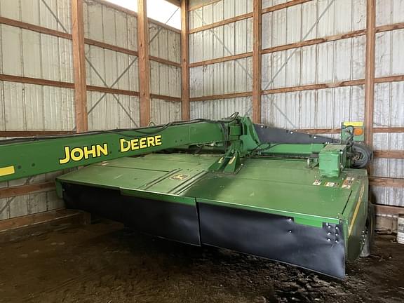 Image of John Deere 946 equipment image 2
