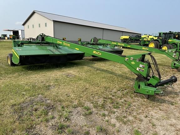 Image of John Deere 946 equipment image 2