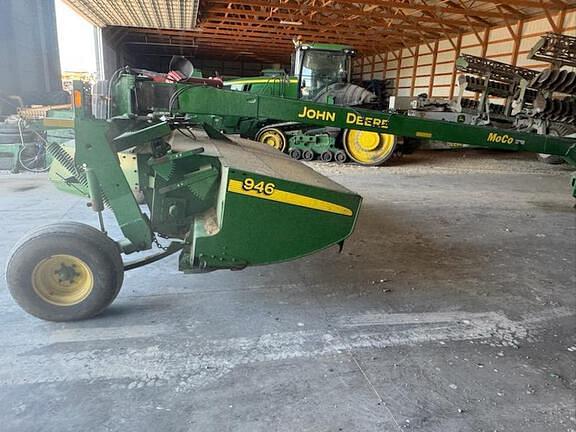 Image of John Deere 946 equipment image 4