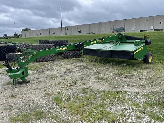 Image of John Deere 946 Primary image