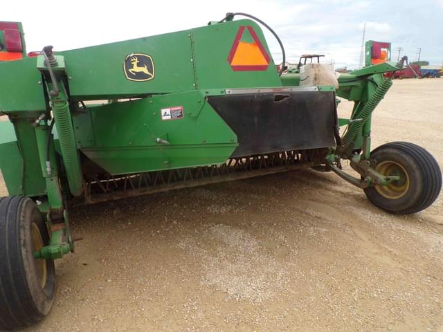 Image of John Deere 946 equipment image 4