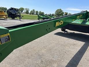 Main image John Deere 946 11