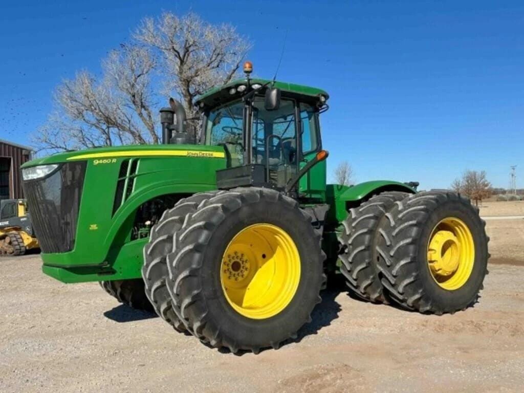 2014 John Deere 9460R Equipment Image0