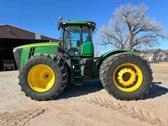 Image of John Deere 9460R equipment image 1