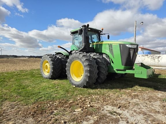 2014 John Deere 9460R Equipment Image0