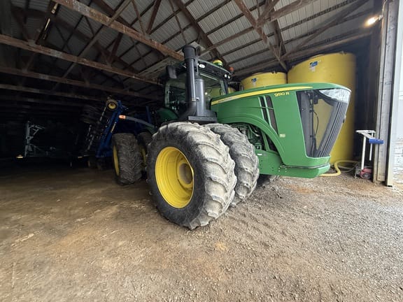 2014 John Deere 9510R Equipment Image0
