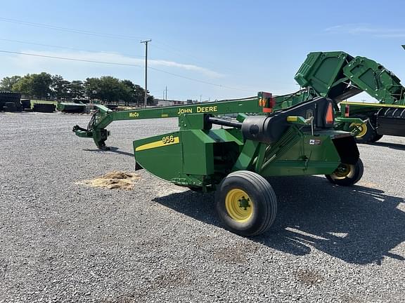 Image of John Deere 956 equipment image 2