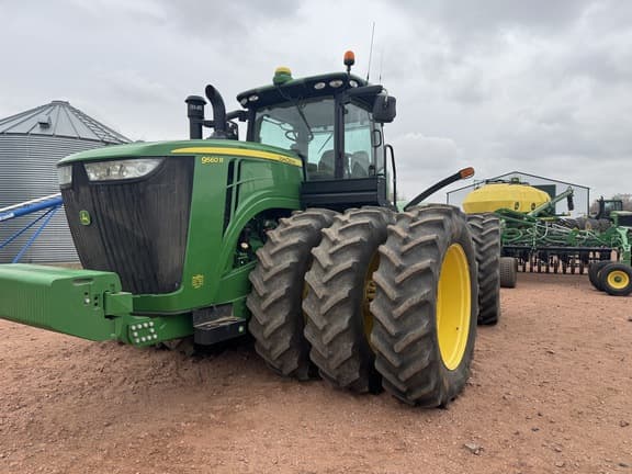 Image of John Deere 9560R equipment image 1