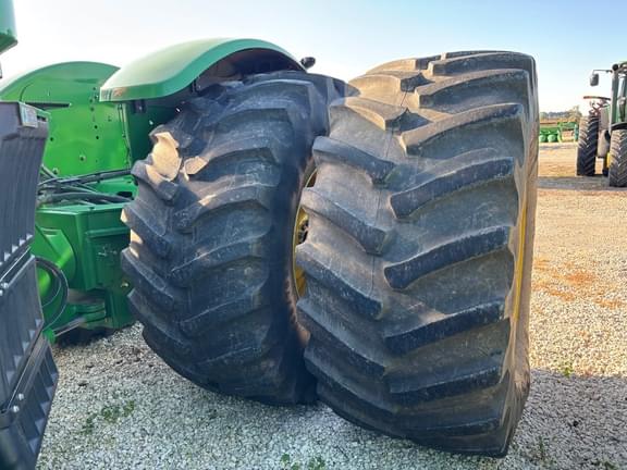 Image of John Deere 9560R equipment image 1