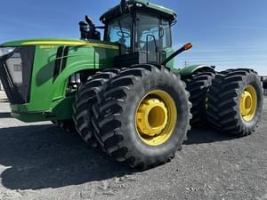 2014 John Deere 9560R Image