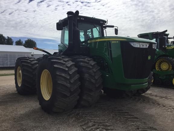Image of John Deere 9560R equipment image 1