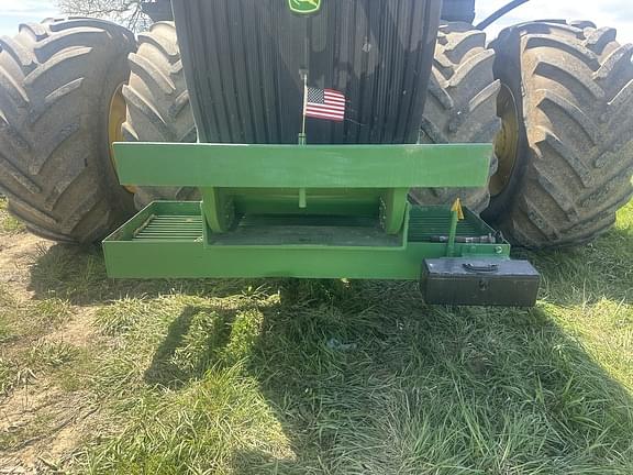 Image of John Deere 9560R equipment image 1