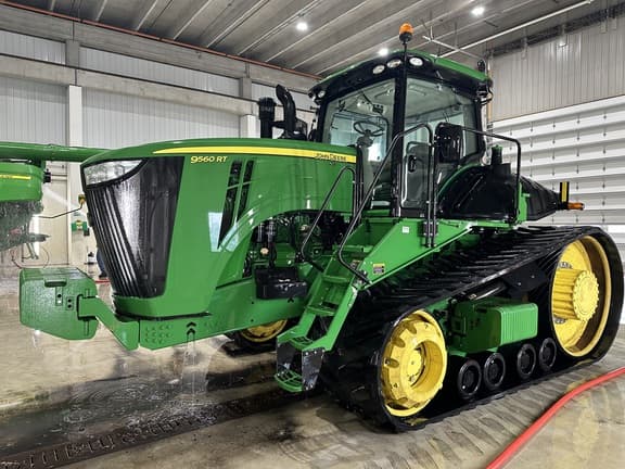 Image of John Deere 9560RT equipment image 1