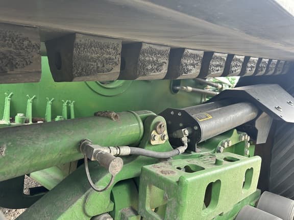 Image of John Deere 9560RT equipment image 4