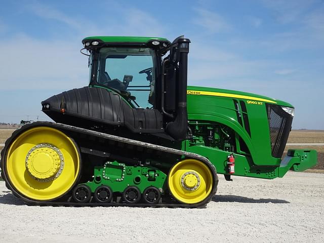 Image of John Deere 9560RT equipment image 3