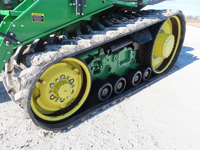 Image of John Deere 9560RT equipment image 2