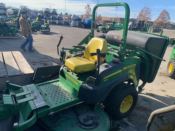 2014 John Deere 997 Equipment Image0