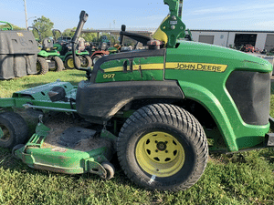 2014 John Deere 997 Image