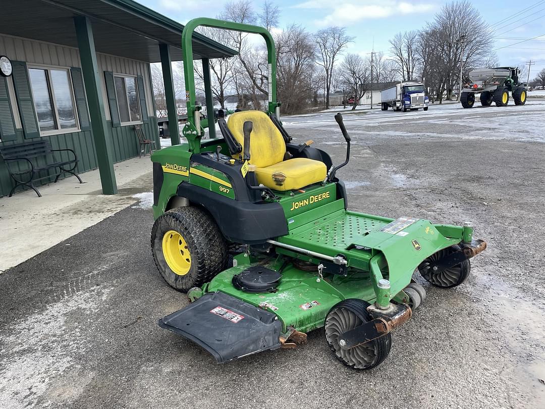 Image of John Deere 997 Primary image