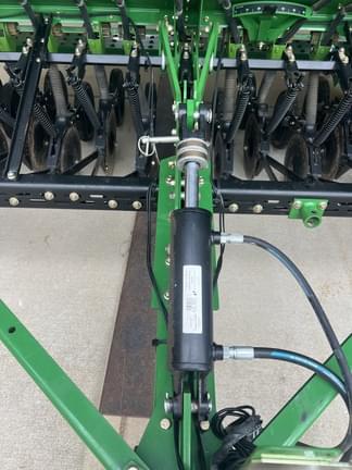 Image of John Deere BD1108 equipment image 3