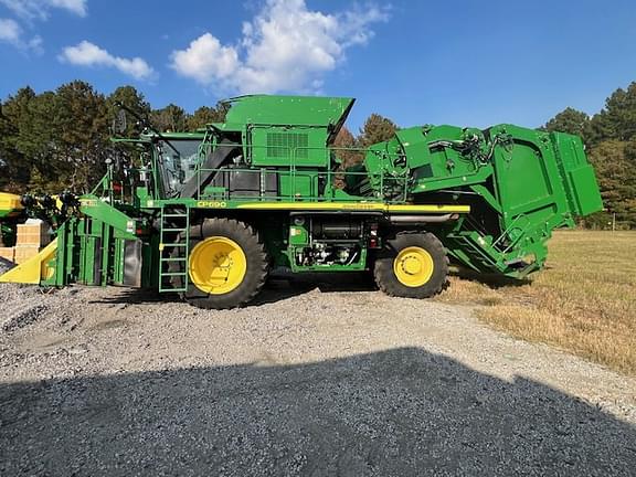 Image of John Deere CP690 equipment image 1