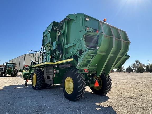 Image of John Deere CS690 equipment image 2