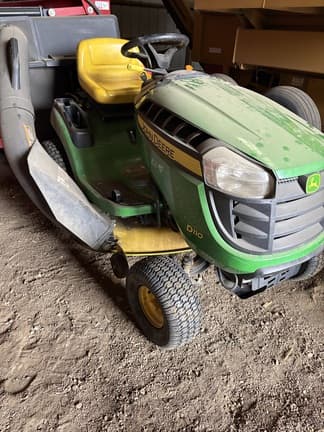 Image of John Deere D110 equipment image 1