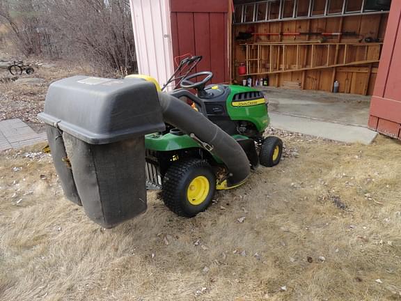 Image of John Deere D125 equipment image 3