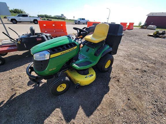 John deere d130 2024 ride on mower