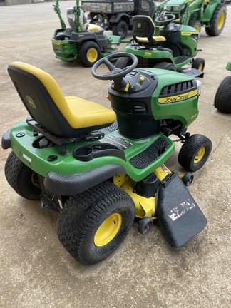 Image of John Deere D140 equipment image 3