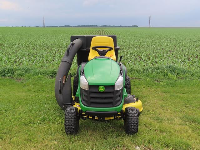 Image of John Deere D140 equipment image 3