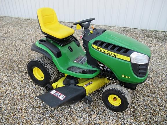 Image of John Deere D140 Primary image