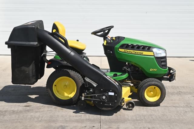 Image of John Deere D170 equipment image 1