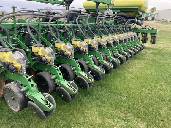 Image of John Deere DB60 equipment image 4