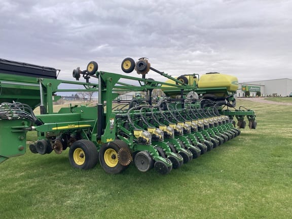 2014 John Deere DB60 Equipment Image0